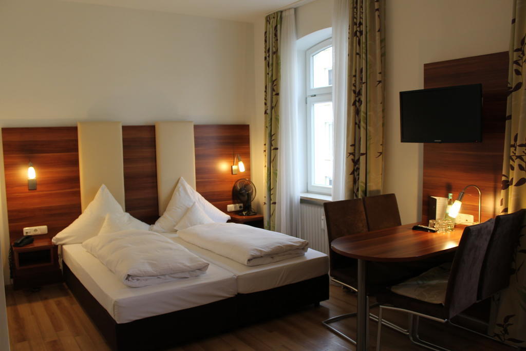 Hotel Am Viktualienmarkt Мюнхен Экстерьер фото